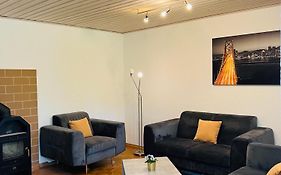 Familienfreundliches Ferienhaus AMARA mit Garten und Terrasse - Friedrichshafen am Bodensee